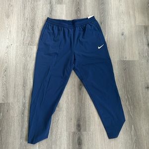 Women’s nike joggers